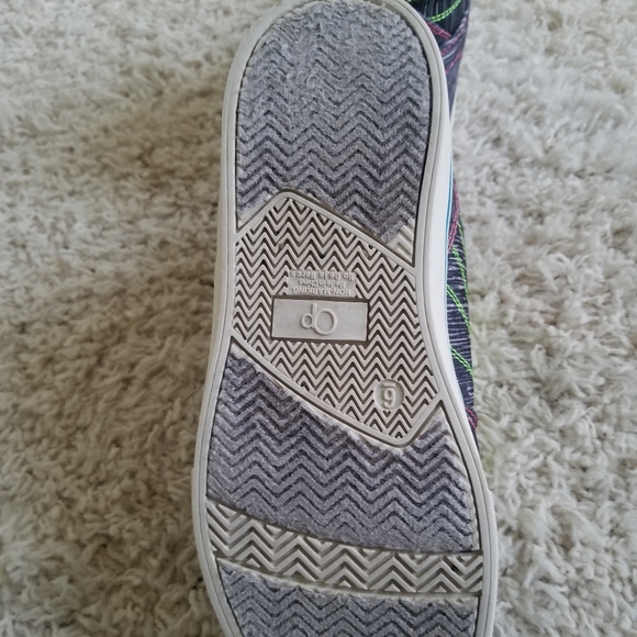 OP Hightop Sneaker - Picture 2 of 8